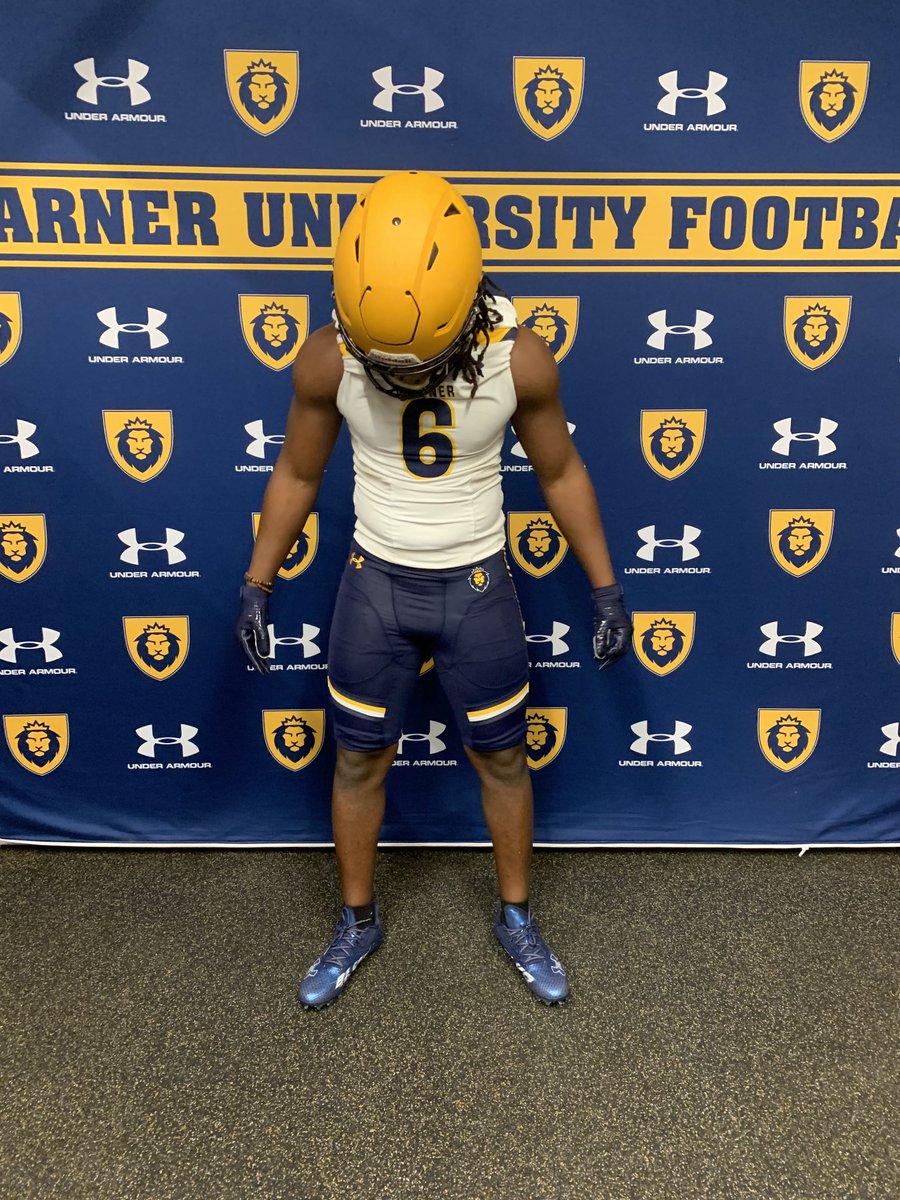 TyvohnCarter1's tweet photo. After a great visit im  #Blessed to announce my commitment to ⁦@WarnerUFootball⁩ 💙�� ⁦@CoachWynnWarnU⁩ ⁦@CoachWBethel⁩ ⁦@BayHighFball959⁩ https://t.co/VahUrYdfLY