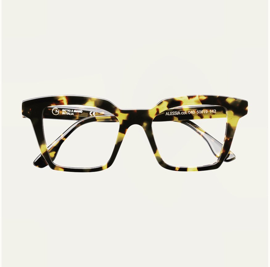 FusionEyewear's tweet photo. She HOT! Meet #ALESSIA (040) by #giorgionannini and she’s all yours via https://t.co/hOoMcasrqC #fusioneyewear #giorgionanninieyewear #sexyeyewear #hotframes #fashionstyle https://t.co/LhpwORG5Je