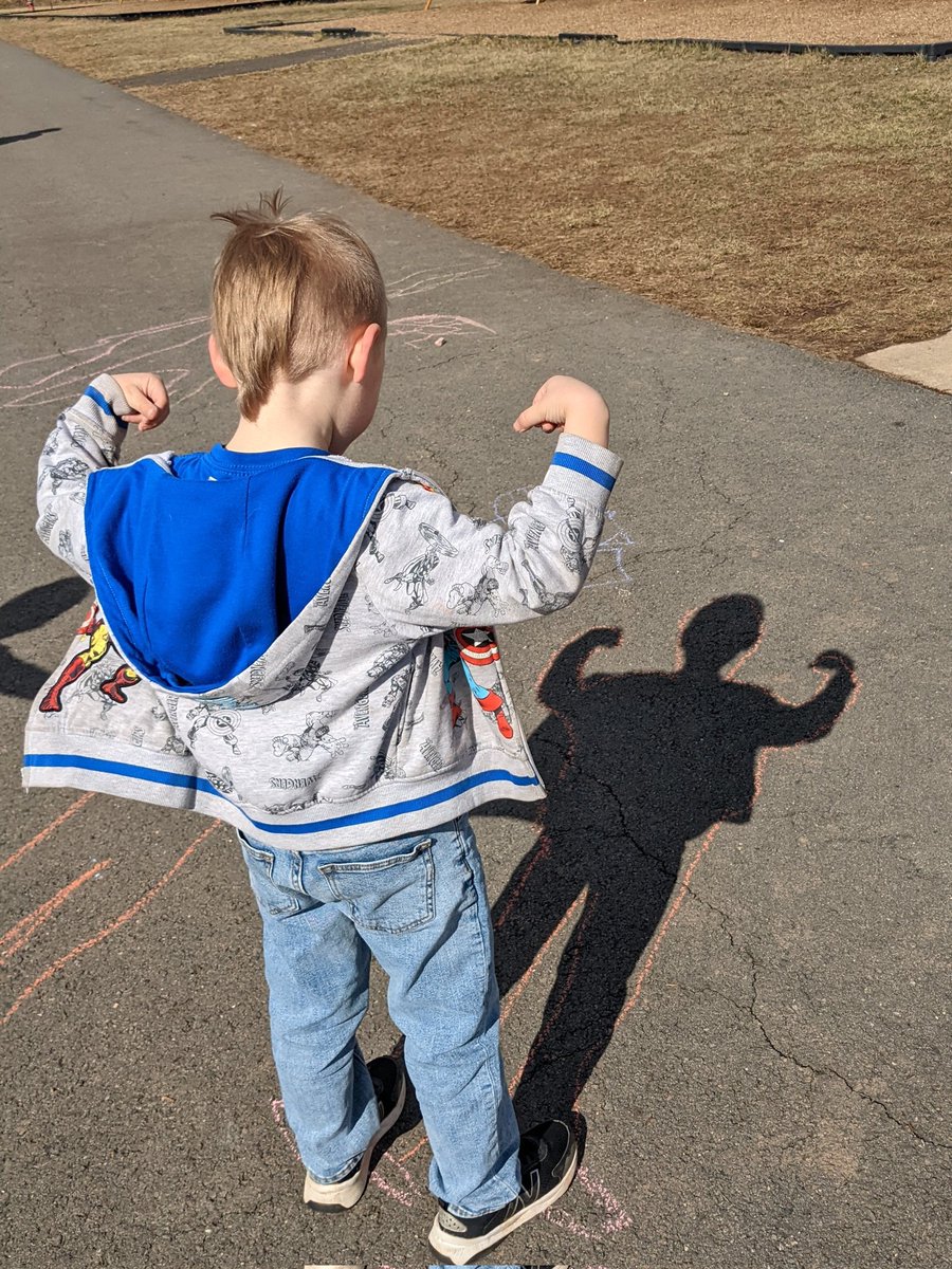 MrsFries_3884's tweet photo. When you learn about shadows and the sun comes out, you have a shadow dance party!!! #gesdragons #Kindergarten #shadows @dalton9_debbie https://t.co/B0L52fxfFj