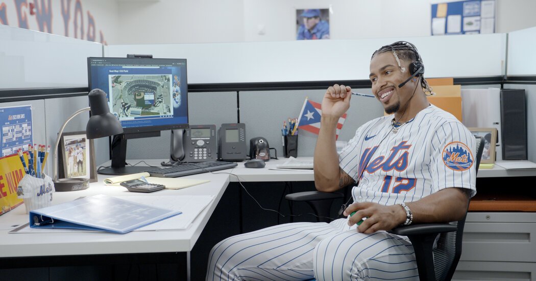 mingi12281's tweet photo. The New York Mets' busy off-season resulted in a boost in sales of tickets. I find it interesting how the team also purchased a Super Bowl commercial for $1 million that will air for 30 seconds. The ad will run before and during the game. 
#SRM3224 #group2 https://t.co/qPP3c2DPsQ