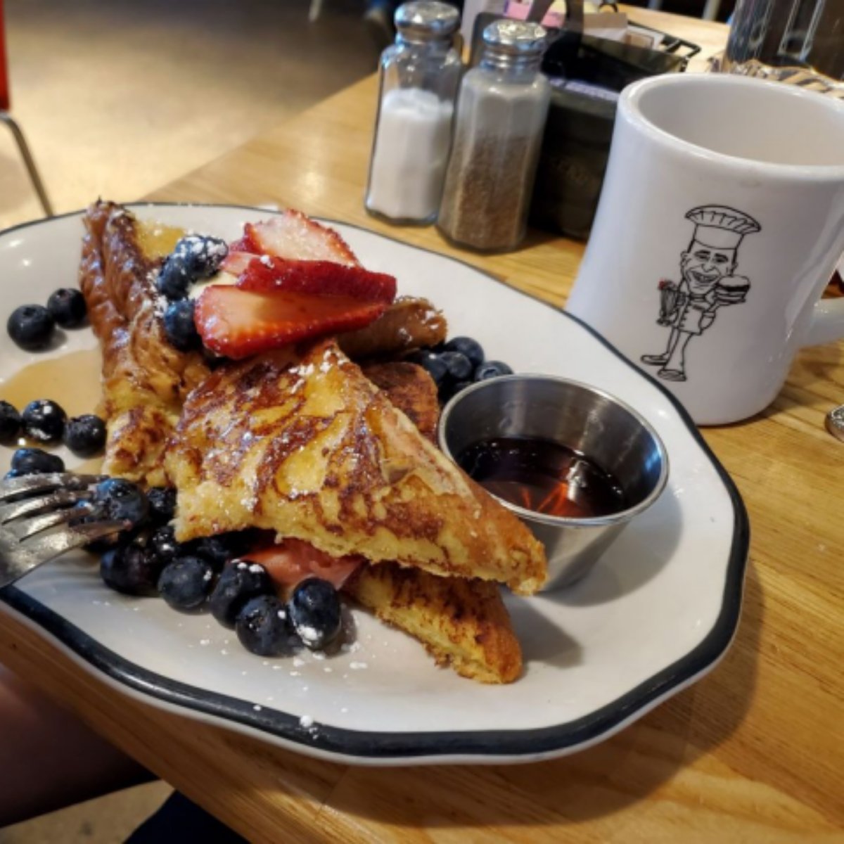 eggyschi tweet picture