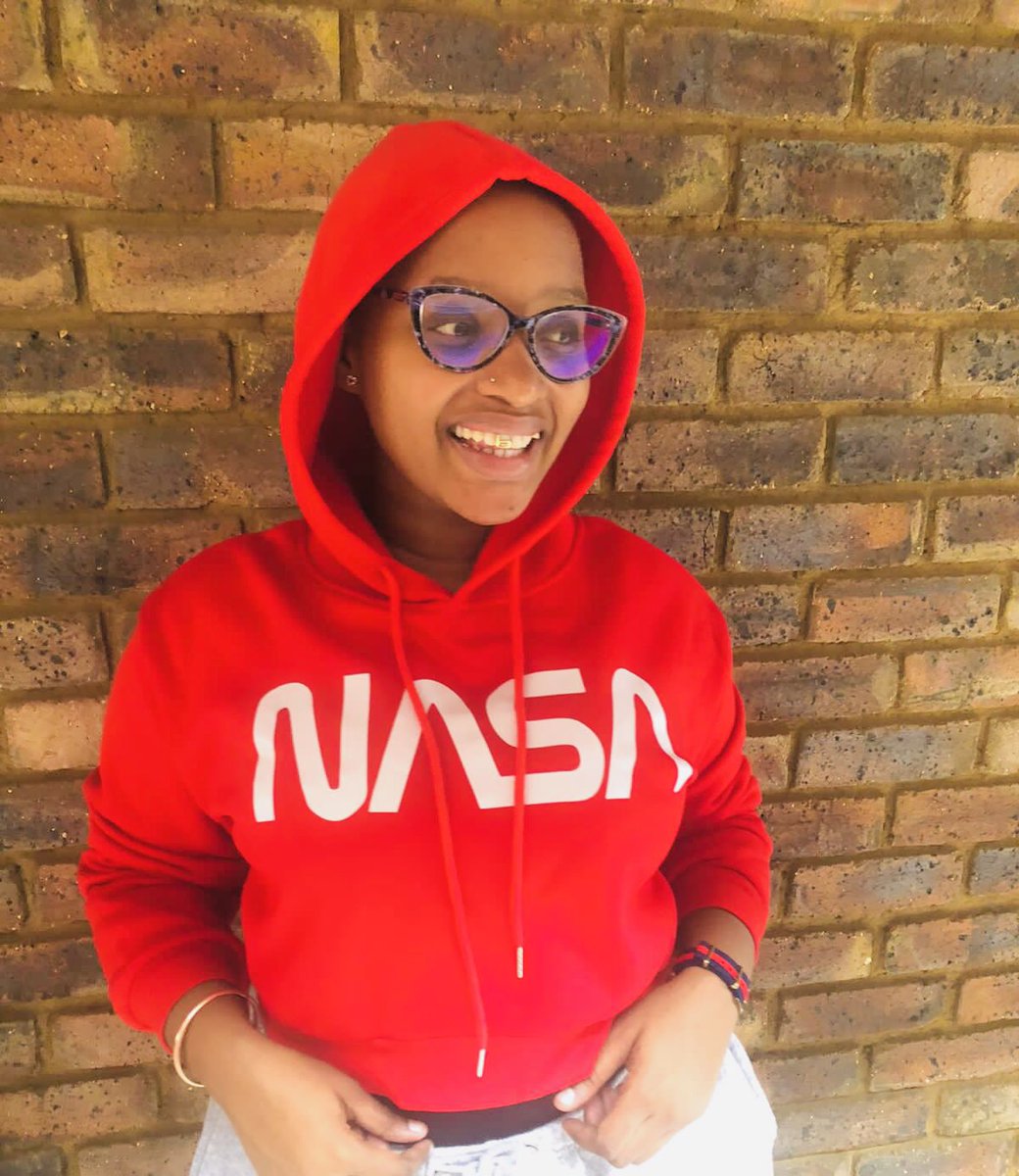 Mrs_Mond's tweet photo. On Valentines Day I’ll Be Praying ❤️ Bo Let’s Go Have A Lunch And Relax Ke Tsa Ba Hoba Le Chelete 🥹 https://t.co/FHEHKGXVaM