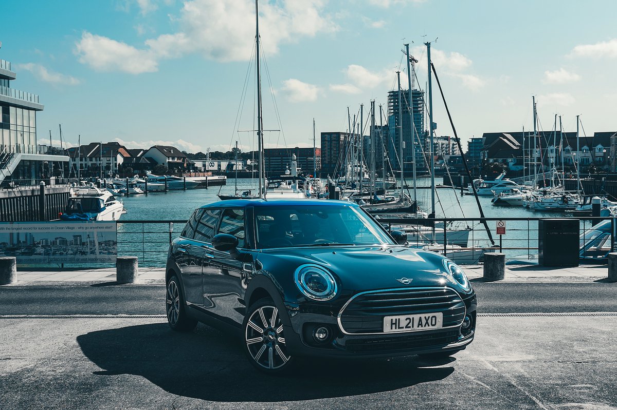 The sun has been shining today - who's getting that Spring feeling already?! 

📷 <a href="/c/">c</a>.notoriety 

#PartridgeMINI #MINI #MINIClubman #LoveYourMINI