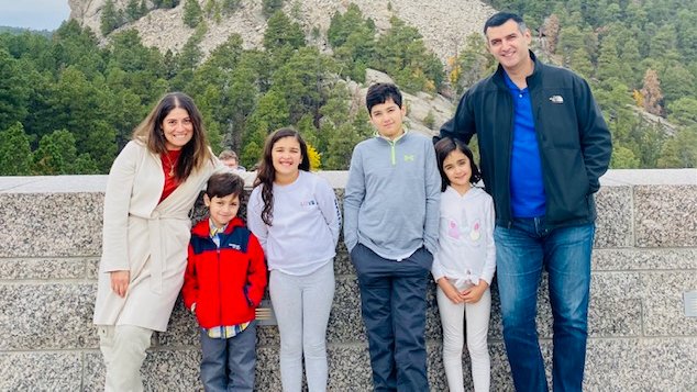 PublicHealthUMN's tweet photo. 📚 New #StudentsofSPH Profile featuring Executive MHA Student @MirnaBoumitri! 

📰: https://t.co/xjcOOk13ji

🧵⬇️ https://t.co/fw1lkTmSCs