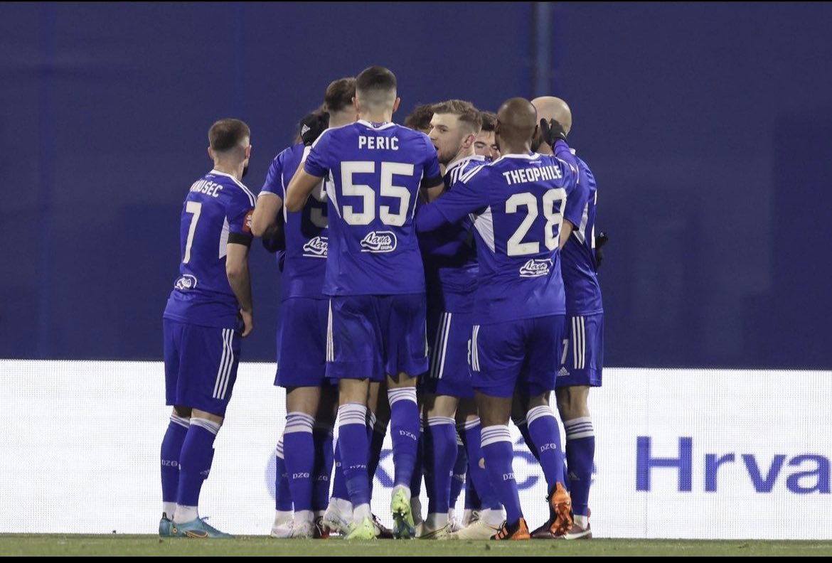 KevinTheophile's tweet photo. Feels good to be back on the pitch @gnkdinamo 💙 https://t.co/CxGW1QYlHE