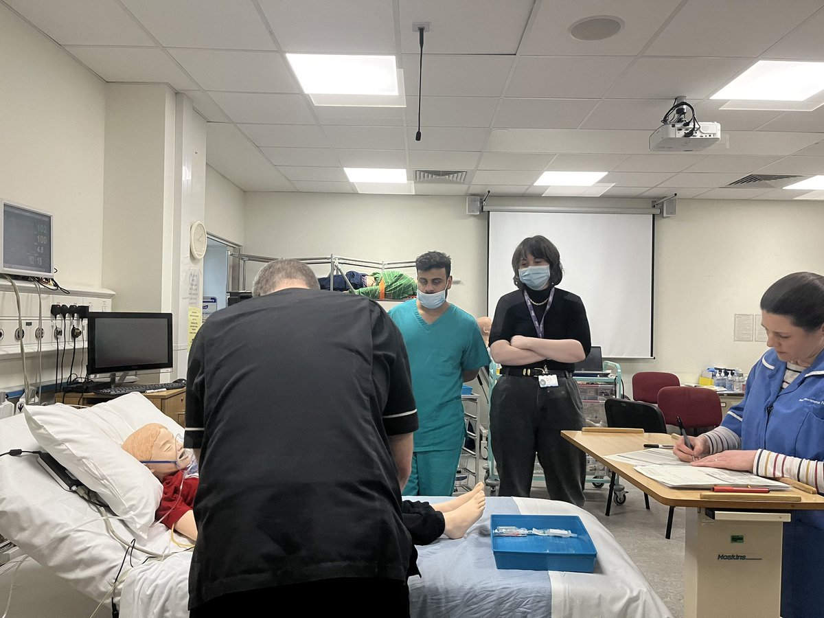 PhilJPeacock's tweet photo. Great afternoon of paediatric sedation simulation - covering consent, laryngospasm & anaphylaxis #PEM #LearningThroughSim https://t.co/OYT1y8tl6R