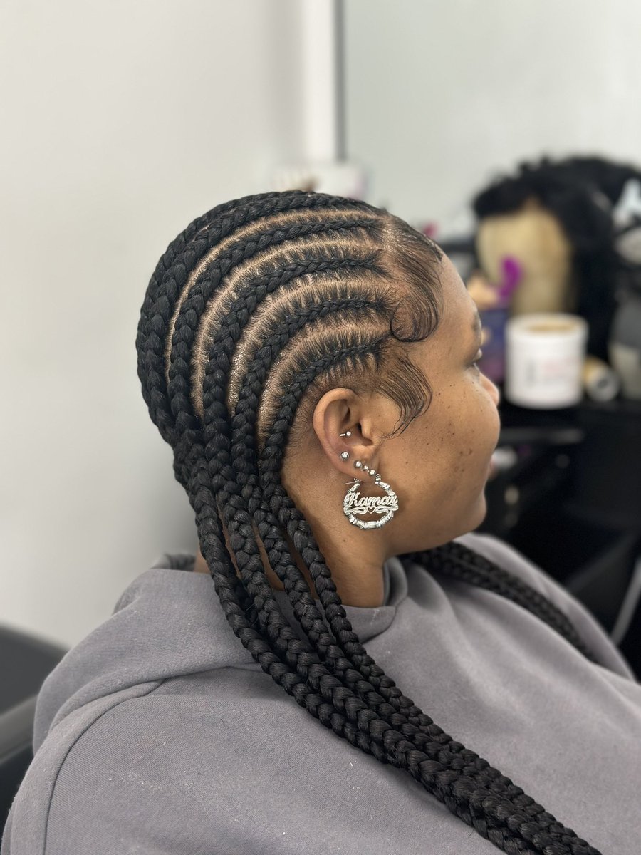 Natural.Born.Braider on IG🥳🥳🤗 u don’t have to do too much all it takes is a rt #dmvbraider