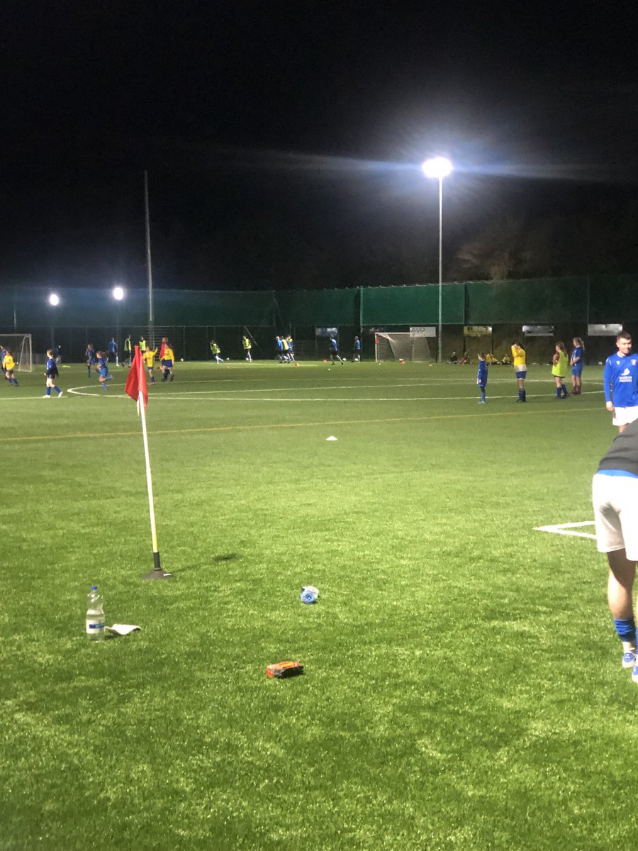 First time to see ⁦<a href="/HAFC1970/">Highview Athletic FC</a>⁩ class facility 👍