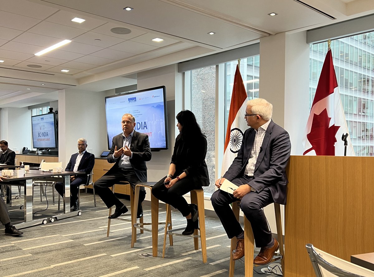 CanadaIndiaBiz's tweet image. The BC-India Partnership Summit took place in-person for the first time in 3 years. Leaders from business &amp;amp; gov't came together to explore opportunities for collaboration &amp;amp; innovation between Canada &amp;amp; India. Thank you to @KPMG, @AirCanada, @GAC_Corporate, @Fasken, @ICICIBank