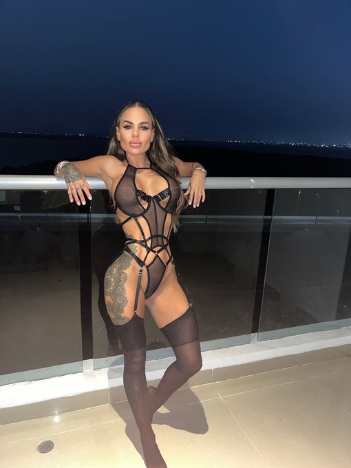 chantellegshore