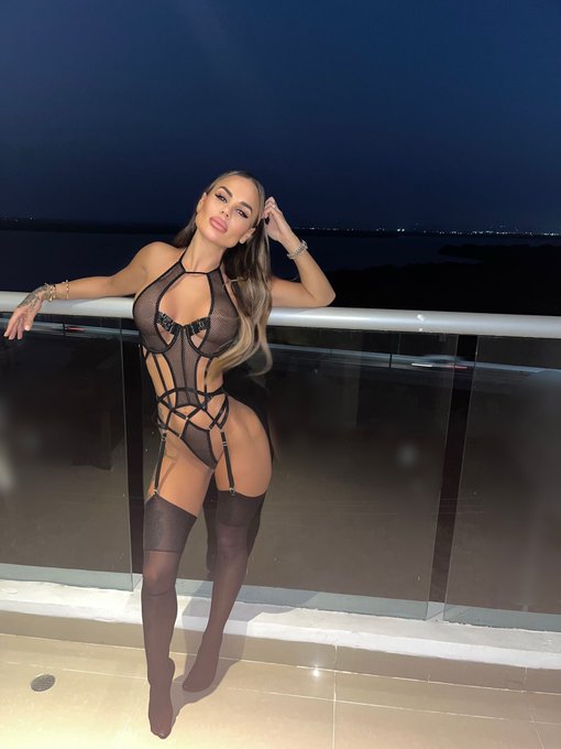 chantellegshore