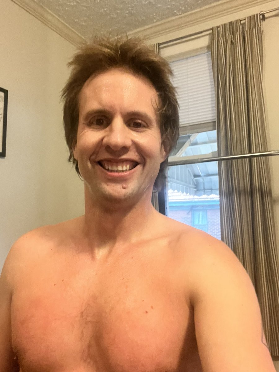 Ben Banyas tweet media