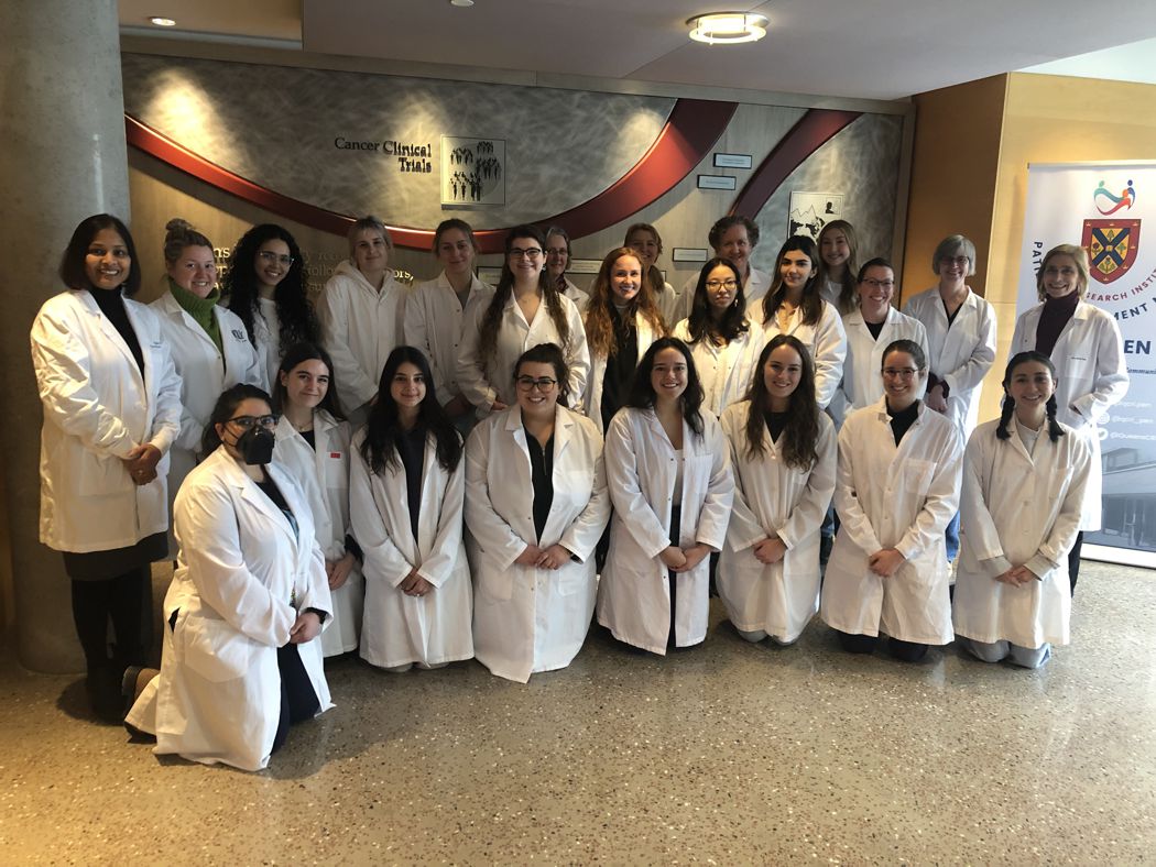 AndrewWCraig's tweet image. How about all of these amazing #WomenInScience pushing past boundaries in cancer research at the @QueensCRI @QueensUHealth @QueensuVPR