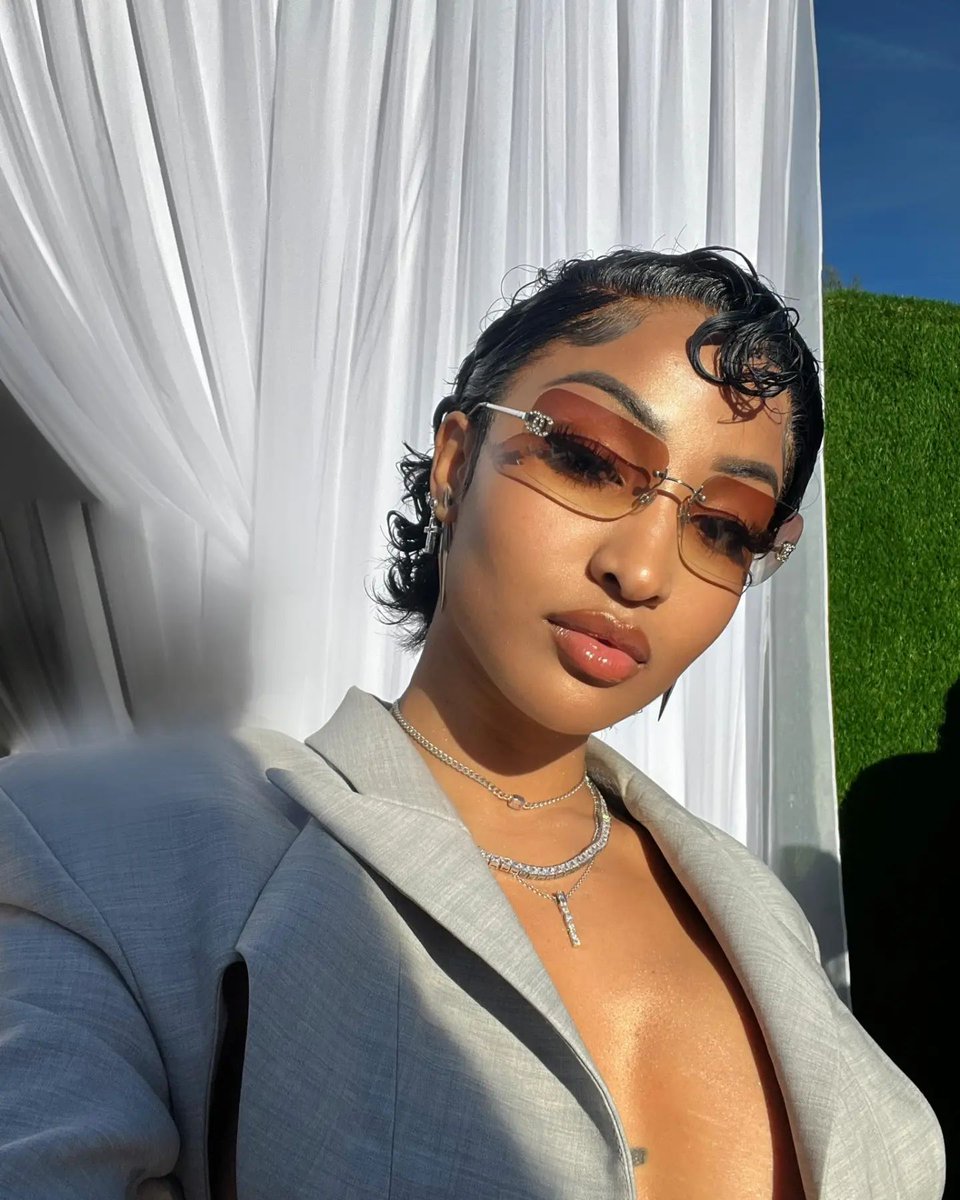 PCWTweets's tweet photo. #shenseea is GORGEOUS 🥰🥰🥰 https://t.co/P3hD3XgDGy