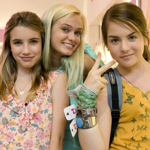 notgwendalupe's tweet photo. i love horror/mean girl emma roberts, but her teen flick phase was also for history books https://t.co/BpLqk9unIT