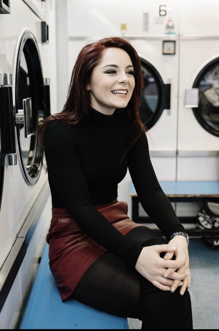 My gorgeous guest tomorrow <a href="/brmgradio/">BRMGradio</a> “Stories from the Stage Door” 9am featuring the other Sophie with a double barrelled surname!! 🪩🎤🎶

BRMGradio.co.uk/Listen
#radio #presenter #vocalist #fun #sophie