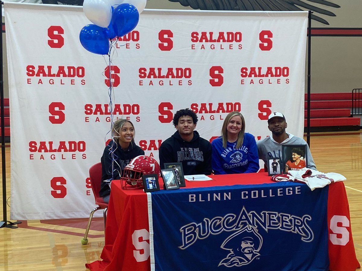 Congrats to Issac Pettigrew for signing with Blinn College today.
