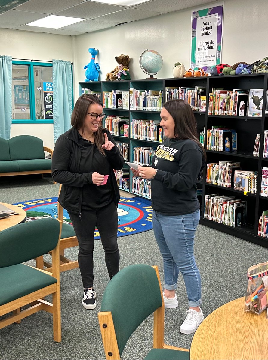 M_Franco_'s tweet photo. Blended Learning Champions @VogelESISD are leading the way by learning, collaborating, sharing, and thinking BIG about the possibilities.  @SISD_Teach https://t.co/AvM6QGRHxP