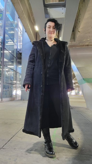 I'm very happy to land on Chicago and find it literally 20&deg; colder than Philly. And Rammstein's Angst<a href="/tag/hangoverhelper"class="tags"><span>#hangoverhelper</span></a>