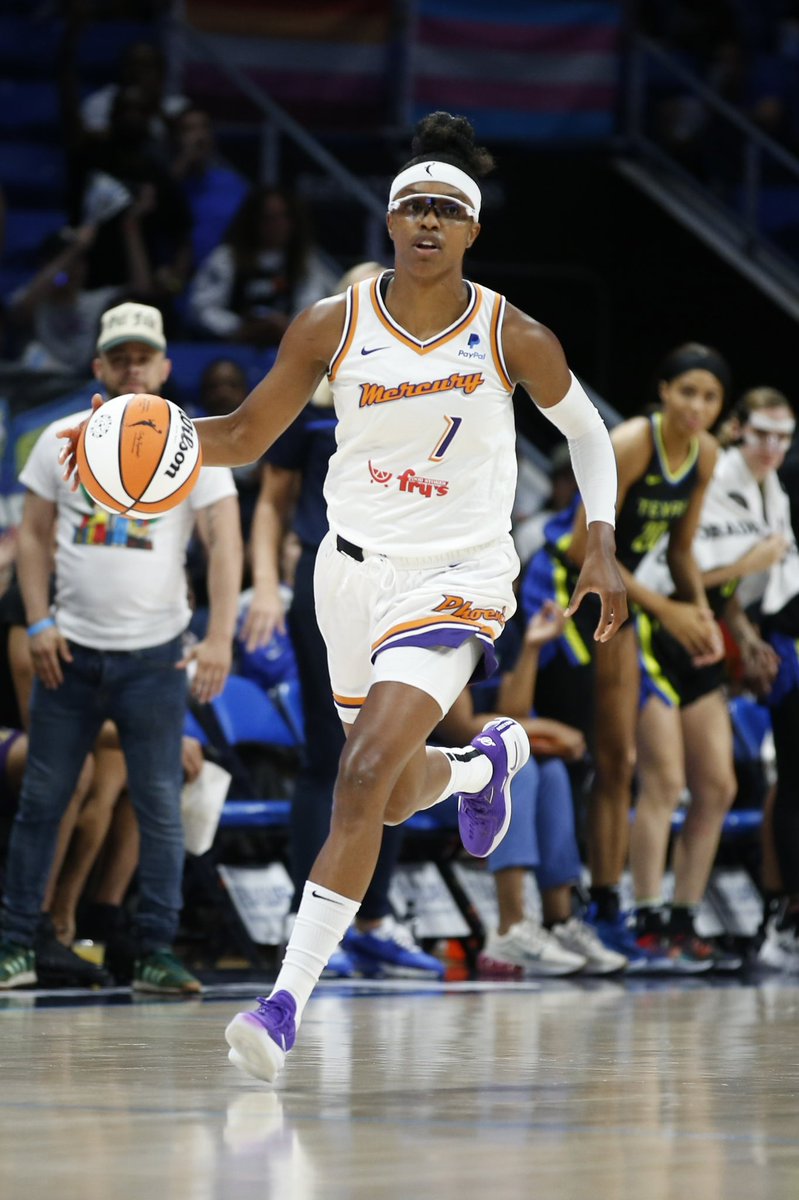Andraya_Carter's tweet photo. CONFIRMED: Diamond DeShields is being traded from The Phoenix Mercury to The Dallas Wings. Details of the trade are being finalized. https://t.co/j06v8j5uZk