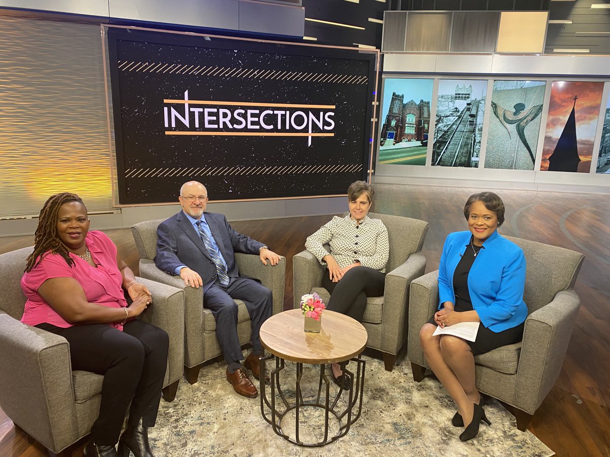 OGCooking's tweet image. Tune in this Sunday at 11:30am on ⁦@TheCW⁩ for another episode of “Intersections.” ⁦@KDKA⁩ #community #helpinghand #pittsburgh ⁦@LisaSmithKDKA⁩