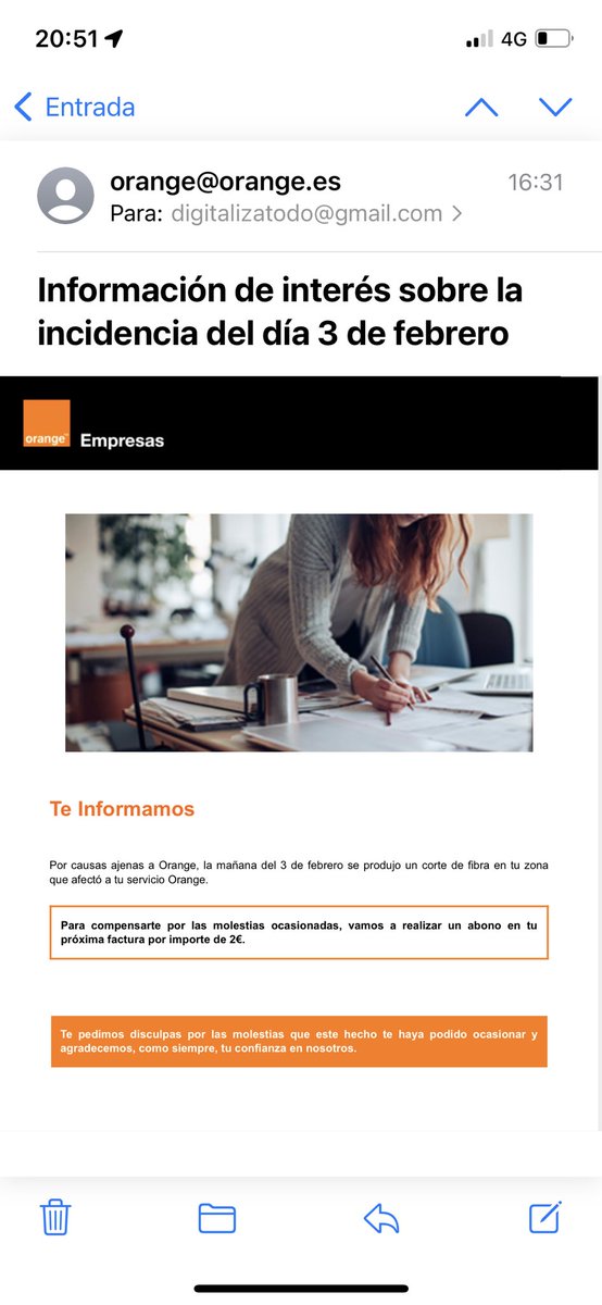 digitalizatodo's tweet photo. ¿En serio @orange_es ? ¿Toda una mañana de trabajo sin fibra ni cobertura, ni datos en ninguno de los 7 teléfonos que tengo con vosotros y eso vale 2€? En cuanto acabe la permanencia ciao. #orange #mal_servicio #sin_cobertura #5G #Indignante https://t.co/cpXpKGw7Yx