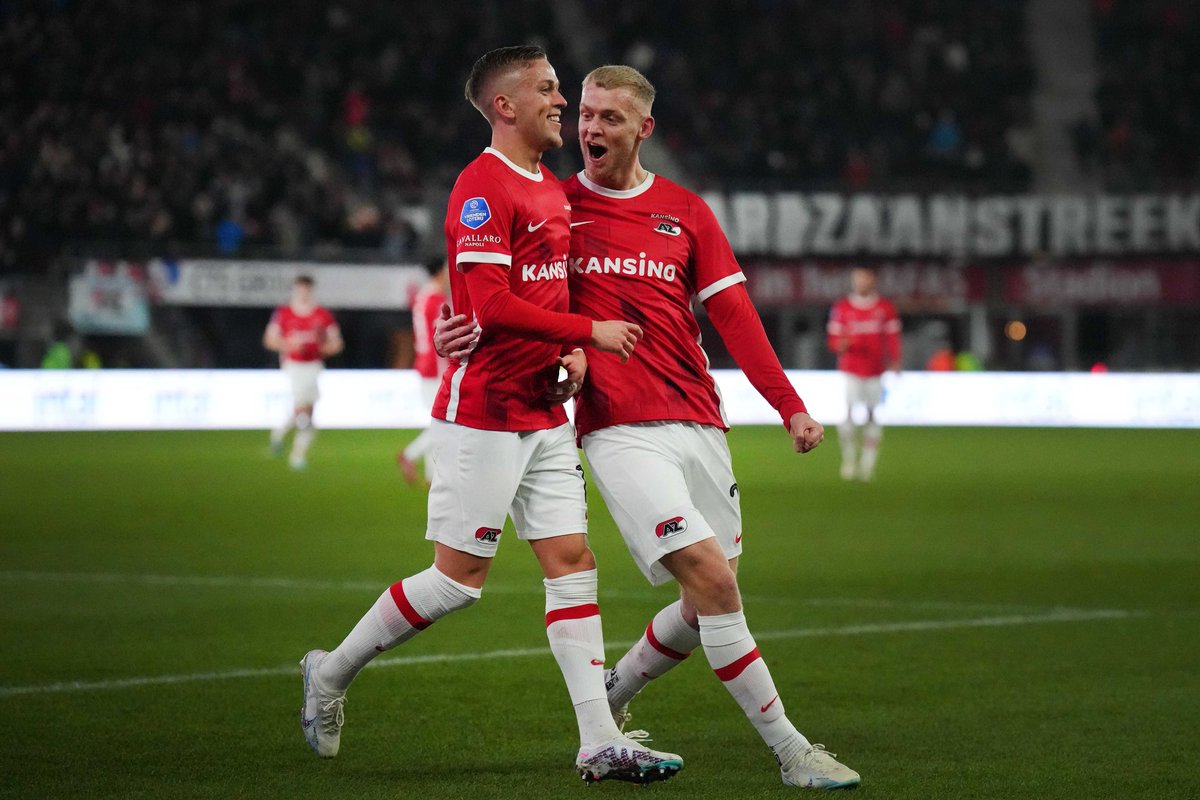 AD.nl/sportwereld on Twitter: "AZ maakte er vijf in de eerste helft
