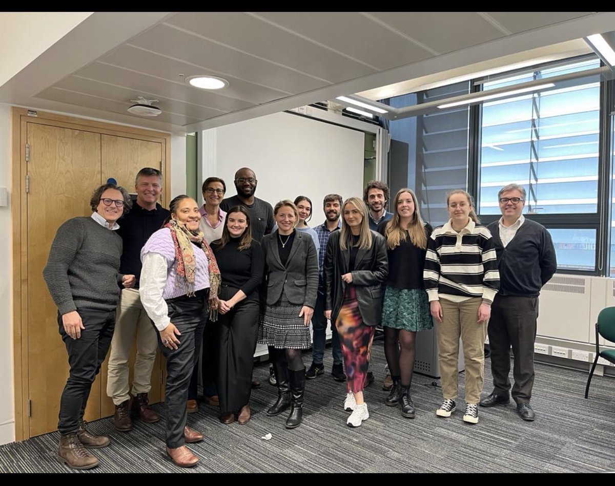 paola_DZN's tweet photo. Amazing day with investigators and researchers of @The_MRC funded CELEBRATE study. Working with amazing @KingsIoPPN @IMH_UoB @BiBresearch 
@RachelUTG @matthewrbroome @ParianteLab @MondelliValeria @MorganC_IoPPN @SeeromanieH @drrosiemc @NCampbellPsych @NzingaGardner @beckyp_93 https://t.co/z1tq3TfQ8h