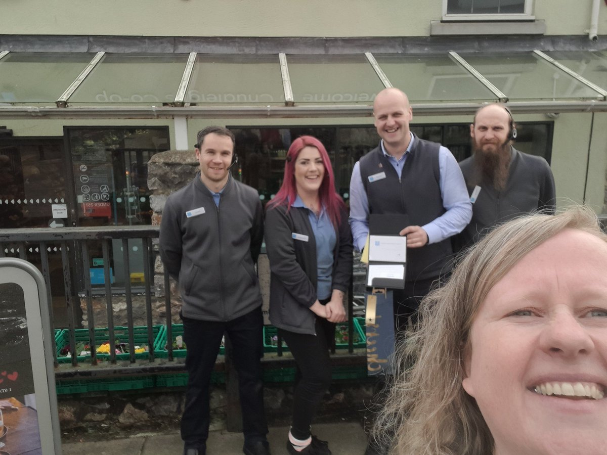 Kate Phillips (she / her) tweet media