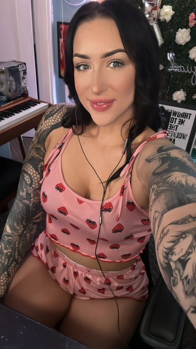 TARKY TIME on twitch 🙏 https://t.co/bHW3bsDyhq