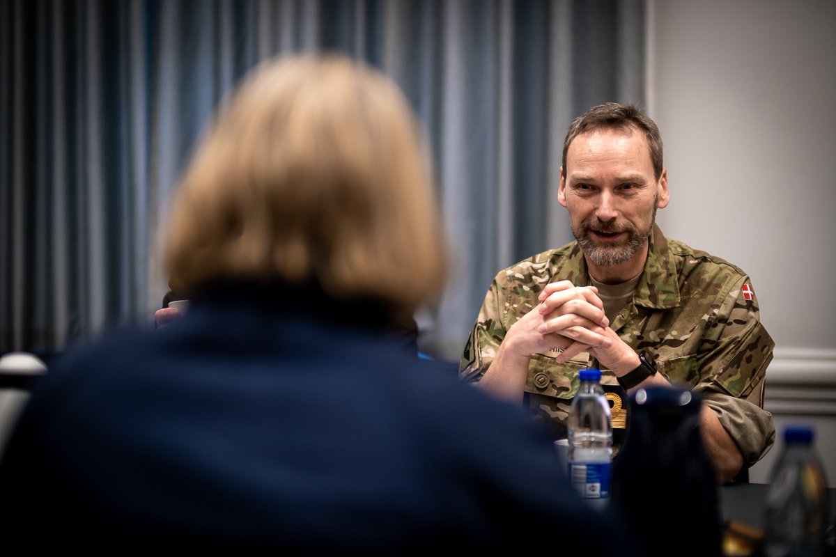 ComdtUSCG's tweet photo. Had a great visit with government and military leaders of the @Forsvarsmin to discuss the @USCG’s continued partnership with Denmark and our shared efforts to ensure safety and security in the maritime domain. https://t.co/pDhTWPOZ1p