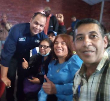 ActualZe's tweet photo. Gran encuentro de Supervisores, Directores, Entes Adscritos y Equipo Zonal con el Viceministro de Educación @vicent_carvajal, para desarrollar estrategias que permitan garantizar la educación de calidad de nuestra muchachada.  @NicolasMaduro @_LaAvanzadora @MPPEDUCACION https://t.co/DAhJ5UPuSF