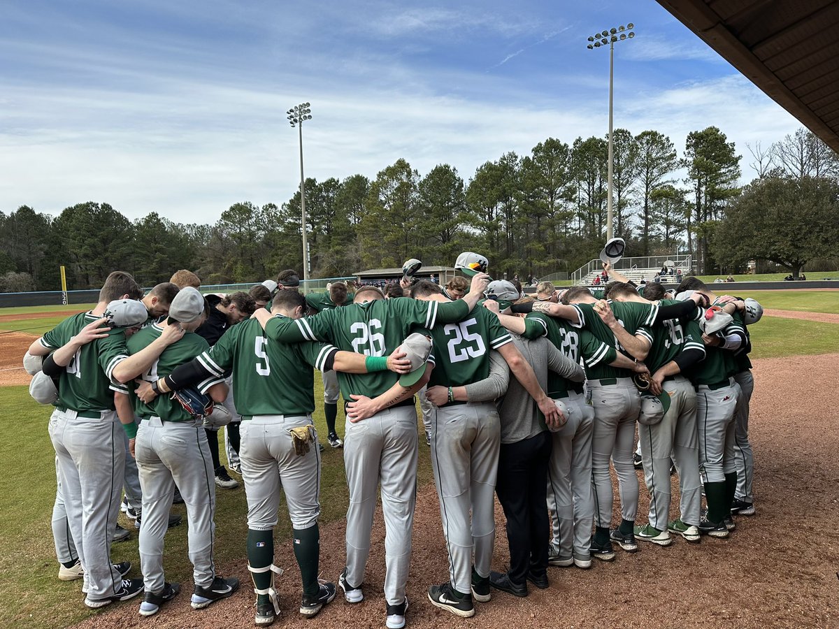 Huntington University Baseball (@baseball_hu) on Twitter photo This team. These dudes. This season. 🙏🏽✝️
Let’s go!
#ACE🪓 
#HUMGreen🌲🤟🏽 This team. These dudes. This season. 🙏🏽✝️
Let’s go!
#ACE🪓 
#HUMGreen🌲🤟🏽