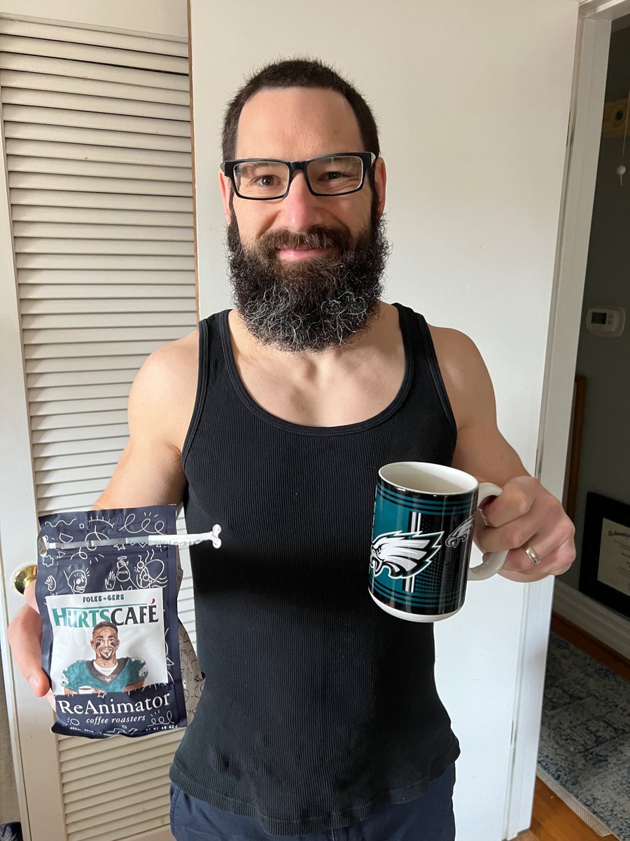 started my super wknd like a champion with 6:30 am <a href="/onepeloton/">Peloton</a>  tabata then brewed some <a href="/ReAnimatorPhila/">ReAnimator Coffee</a>  hurtscafe, thanks to <a href="/sprockettttt/">SEB</a> . now en route to 215 to watch the game w friends and fam. 
#GoBirds  #BestFriendsKnowAmazingCoffee