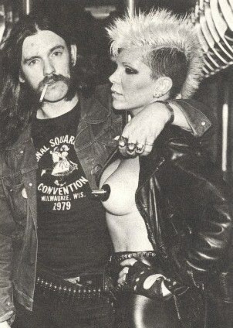 Gracro5's tweet photo. Lemmy &amp; Wendy. https://t.co/oX8mdBeMJW