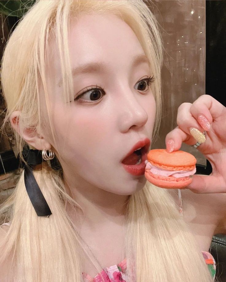 ccvicios's tweet image. ──  𓍊 significado de los ojos turcos 0.o
ㅤㅤㅤㅤㅤㅤmini hilo by @ccvicios  .ᐟ ⠀