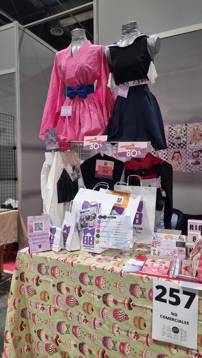 Todo listo para mañana 💕💕💕 #japanweekendmadrid <a href="/JW_Arte/">JW Art</a>