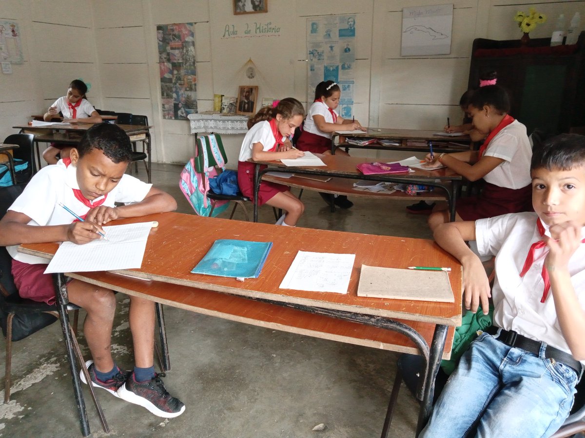 Continuamos trabajando en el cierre del primer período lectivo con variadas actividades evaluativas. #educacionvilacla #EducacionManicaragua #CubaMined