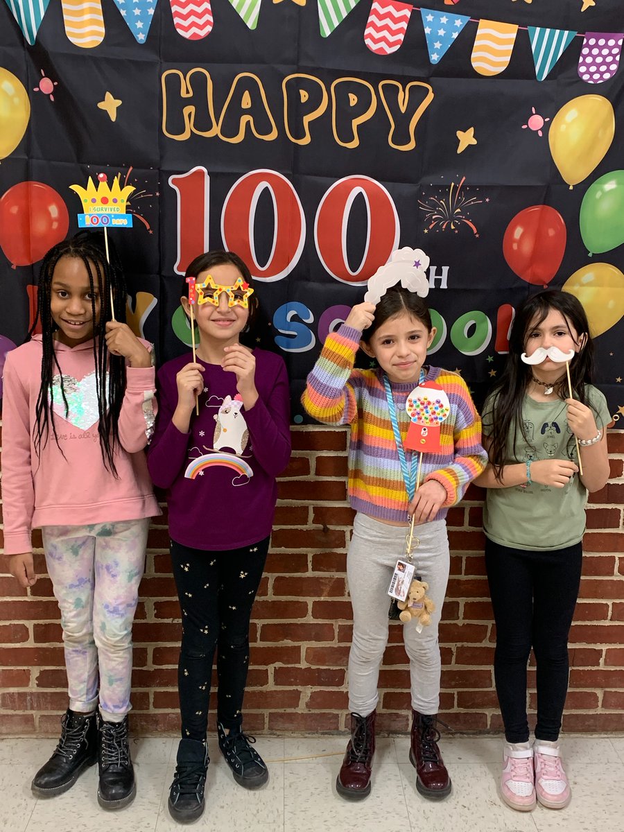 bound_brook's tweet photo. @BBSmalleyES is celebrating 100 days of school in style! We make learning every day at Bound Brook School District #BoundToAstound. https://t.co/2mhxA9J2hs