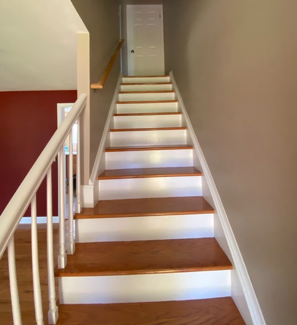 Happy Valentine's day! This beautiful, red interior paint job added the perfect pop of color!
#bethelct #ctbusiness #connecticut #interiorpaint #interior #team #homeimprovement #homedesign