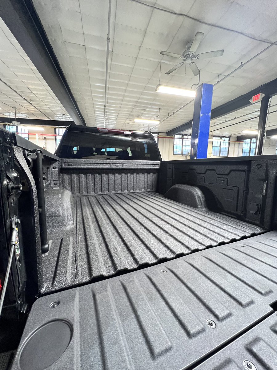 AutoActionNJ's tweet image. SPRAY IN BEDLINER 🔥 Ready for the weekend! Done with precision! Click the link in our bio or call the number in our bio for a quote on your car today! Have a great weekend! #sprayinbedliner #bedliner #autoaction #autoactiontech #kenilworth #keniloworthnj #truckbed #precision