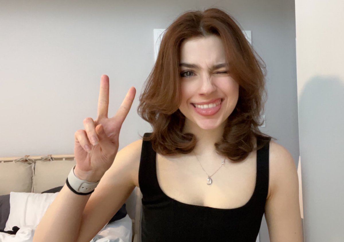 artemiis19's tweet photo. hi friends we’re back for another round of playing support until i mentally cannot take it anymore and need to switch to feeding as dps! OVERWATCH TIME!! 

link below https://t.co/0irJ3iNayu