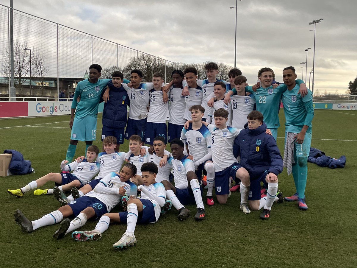 NickMcPartland1's tweet photo. England U15 St George’s Park. Well done Will 👏 https://t.co/asxaoK4jiA