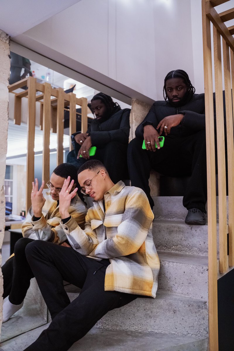 Totoche (@totocheleg) on Twitter photo 