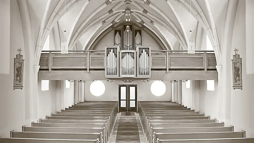 gr8command's tweet image. The Fifth Characteristic of a Healthy Church: A Commitment to Share with Courage | Cold Case Christianity buff.ly/3ldE6MX #Christianity #ChurchUnity #theology