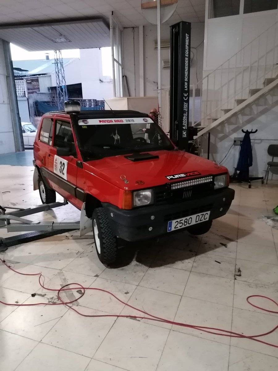 navarrexracing's tweet photo. Pues ya tengo otro pandita. Que? Lo sacamos en la panda raid??
#fiatpanda #4x4 #pandaraid https://t.co/m16NEcFqgr