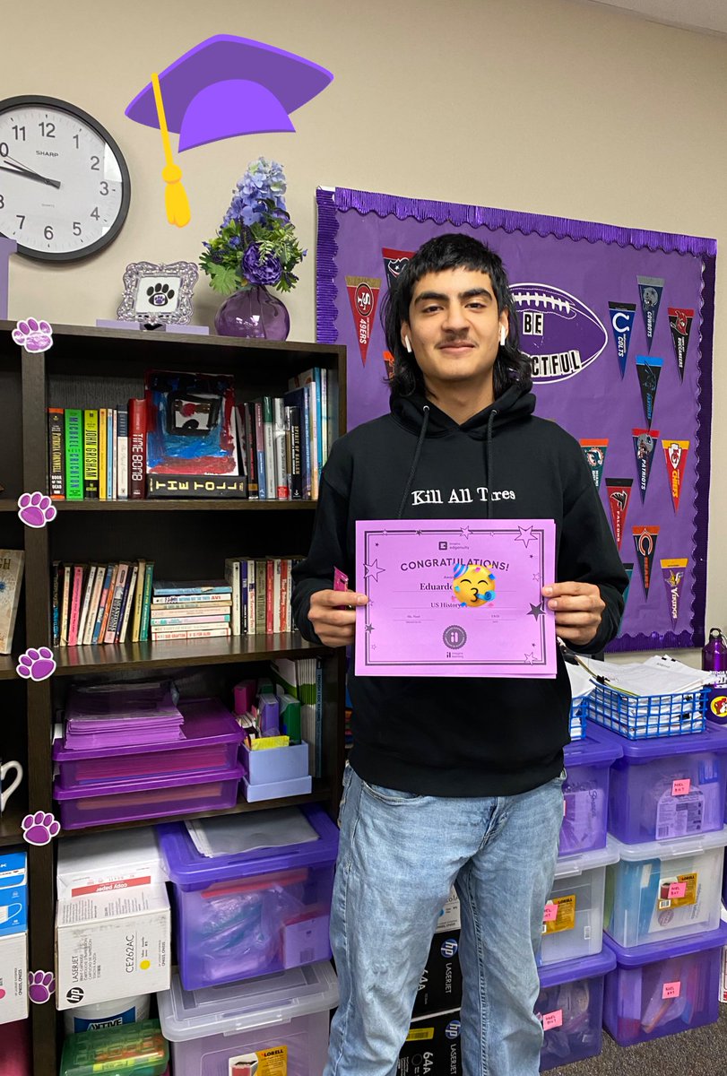 RPHS_OLAB's tweet photo. Our #TerrificThursday turned into #FieryFunFriday! 🔥💻💯✅ #Fantastic course completions! It’s an #UltimateRaceToFinish in #OLAB! Congratulations to Eduardo, Esperanza, Miguel, and Edwin! 🎊👏🏼 🎉 #SpringSemester23 @RGAPMobileLive @ImagineLearning https://t.co/azniAfHloA