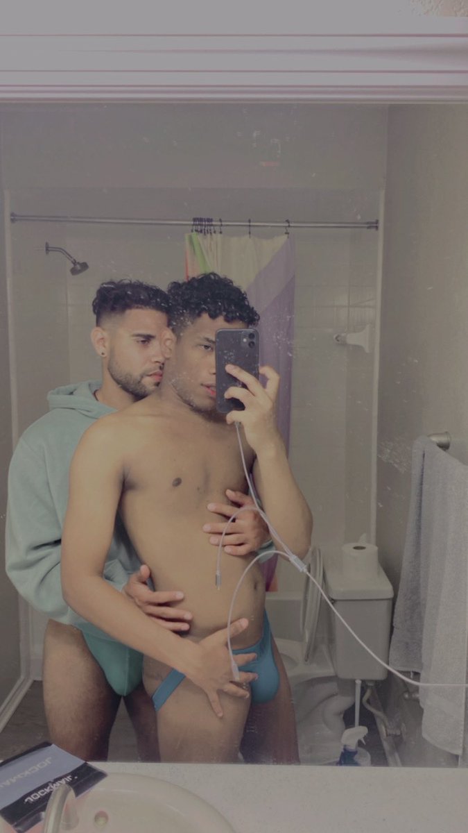 Daigunnarghersi's tweet photo. Que piensas que hicimos luego de una Pic?

#gay #porngay #sex #LGBTQ https://t.co/pLU3XaxHC2