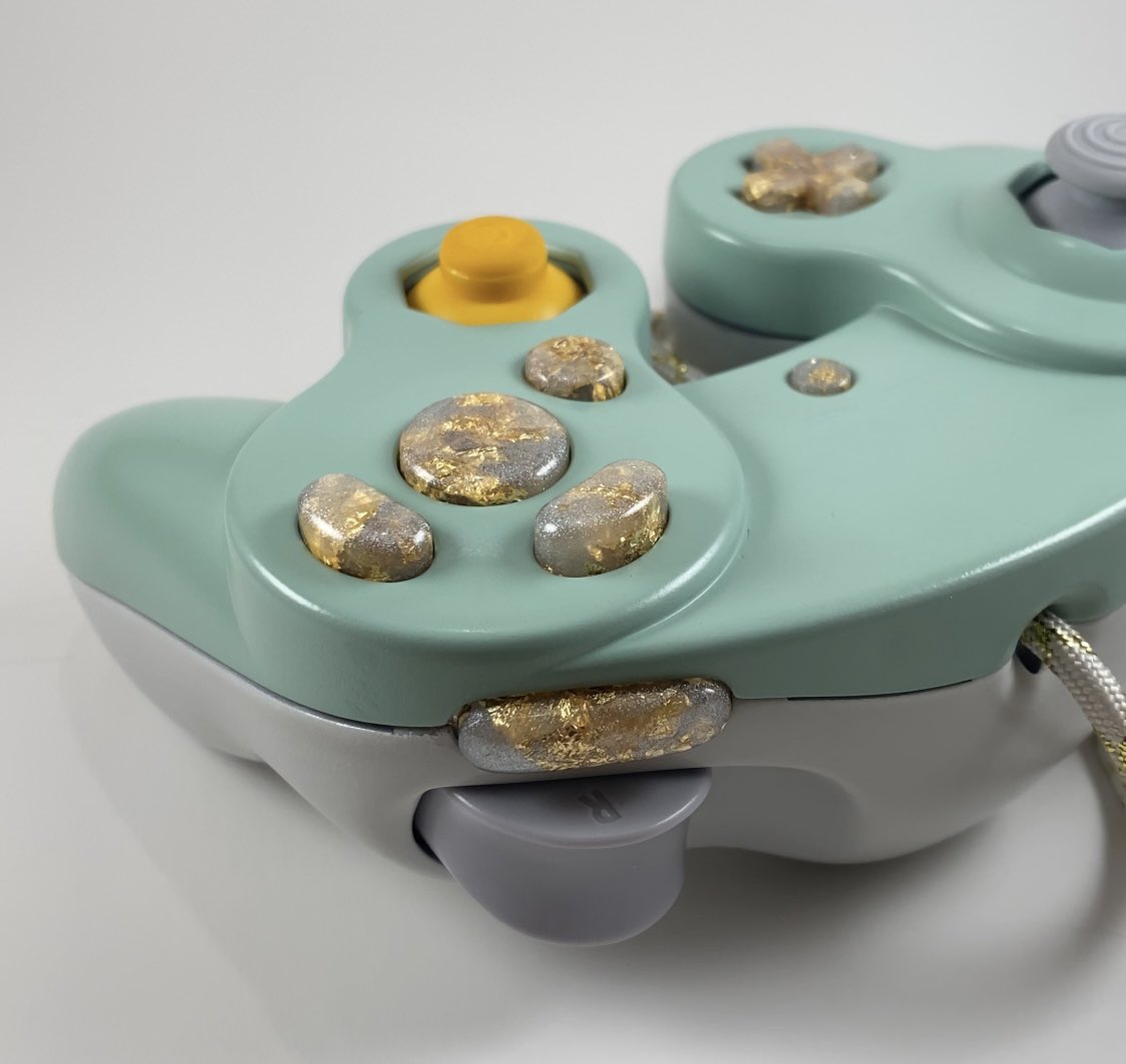 0hniex's tweet image. The hand painted series.

Available on my shop!

0hniex.etsy.com

#customgcc #snapbackmods #gamecubecontrollers #0hniex #tactilezbutton