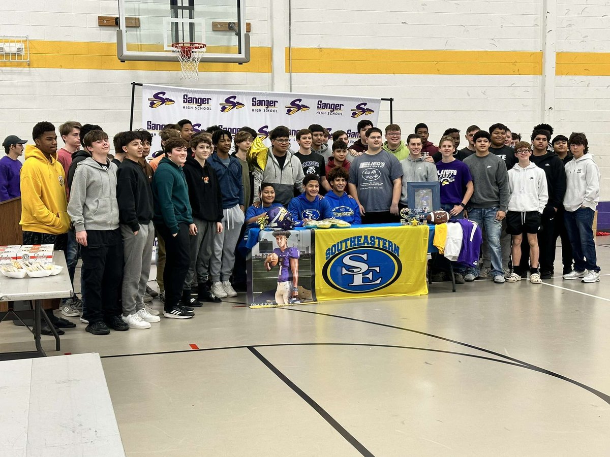 <a href="/coachwebb4/">Coach Webb</a> <a href="/SangerIndianFB/">Sanger Indian Football</a>